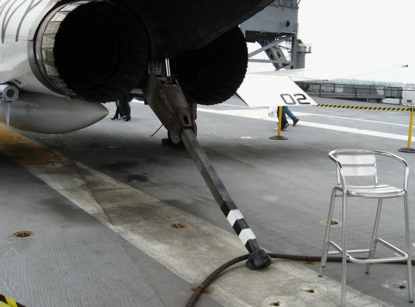 Тормозной Гак Су-33