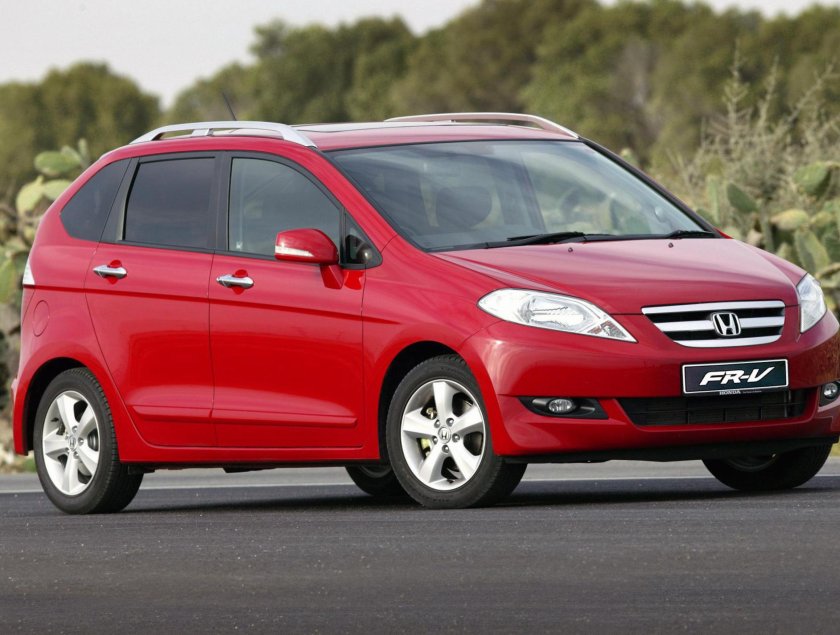 Honda. Fr-v 2004
