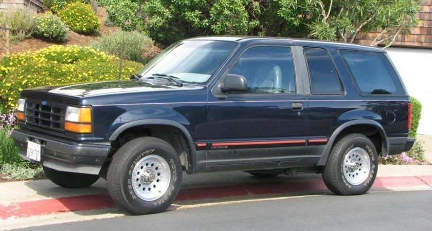 Ford Explorer 1
