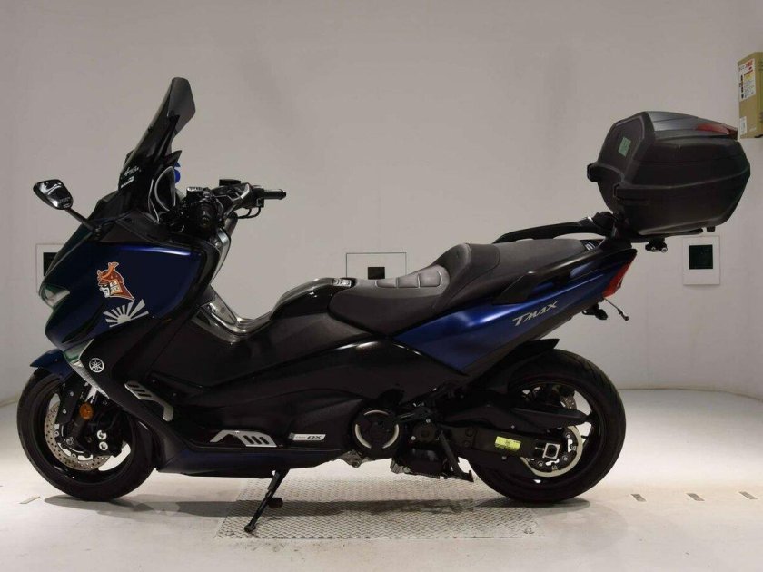 Yamaha t max 530