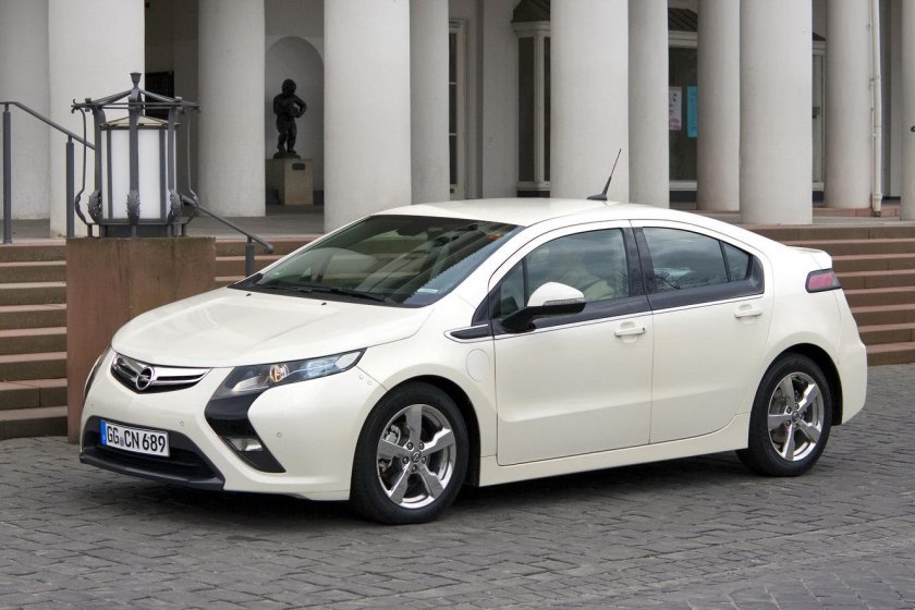Opel Ampera