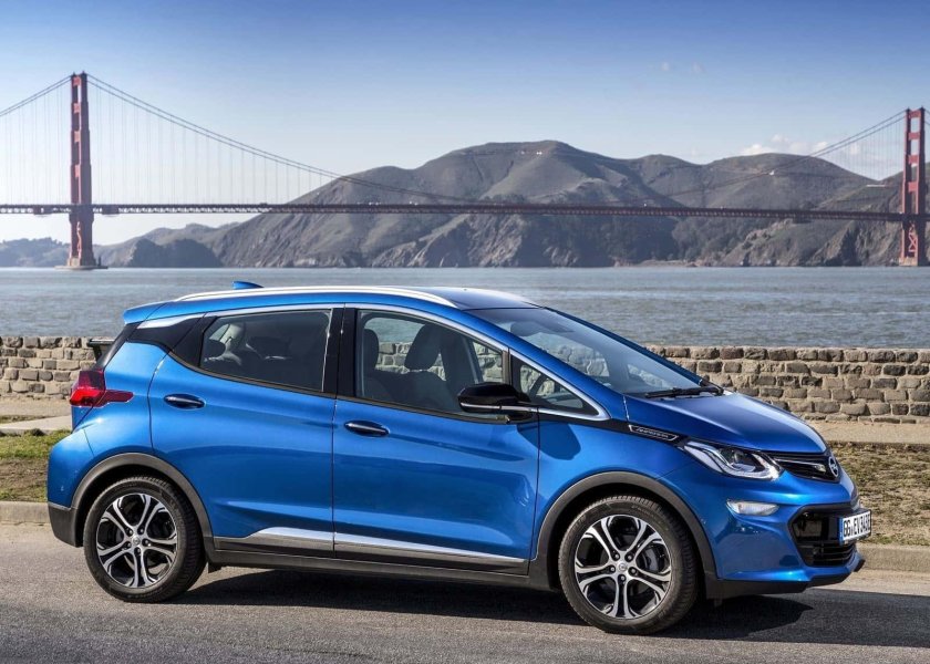 Электромобиль Opel Ampera-e