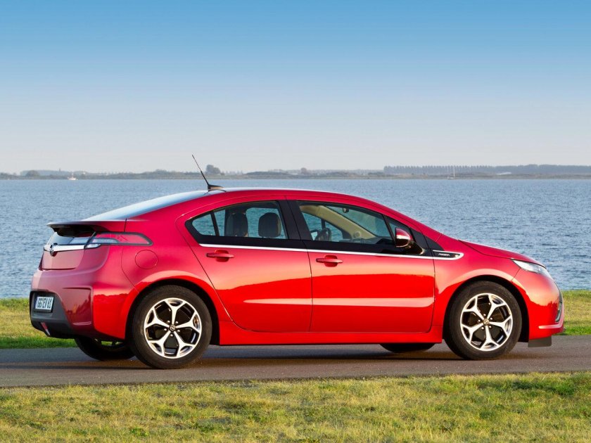 Opel Ampera i