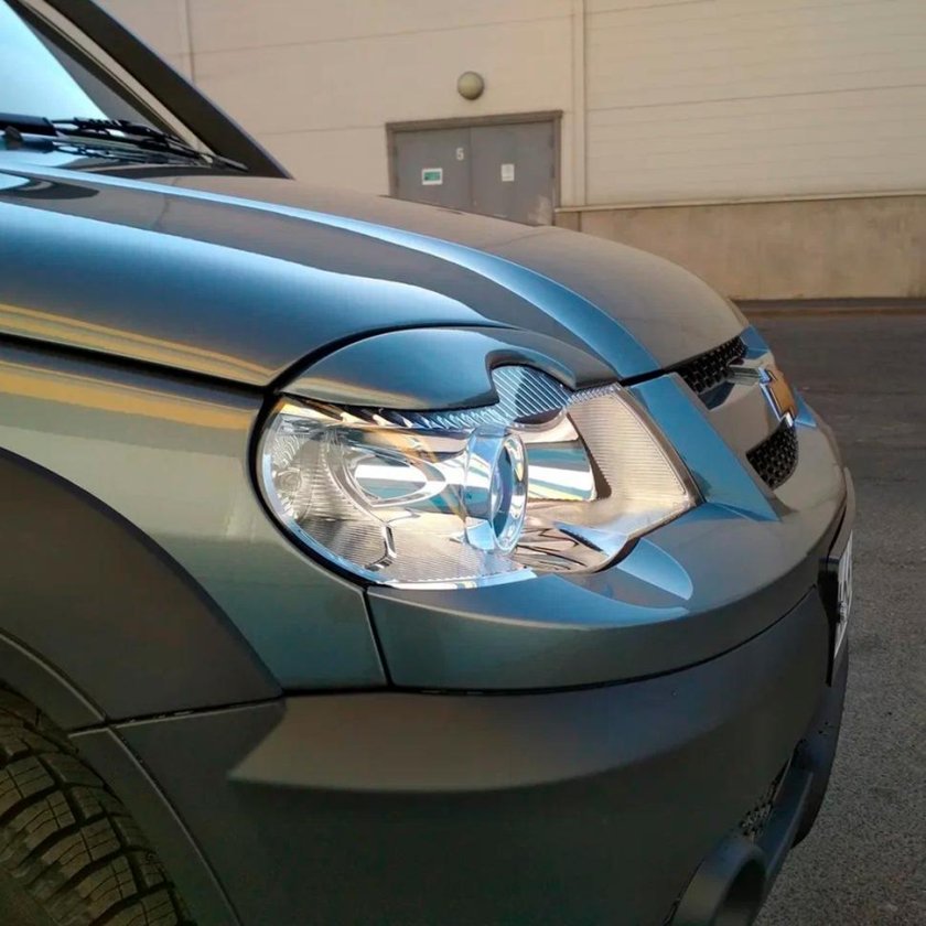 Реснички Нива Шевроле Бертоне