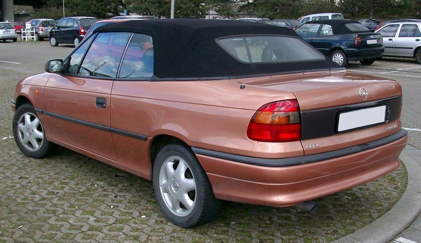 Opel Astra f Cabrio