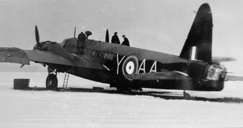 Веллингтон самолет