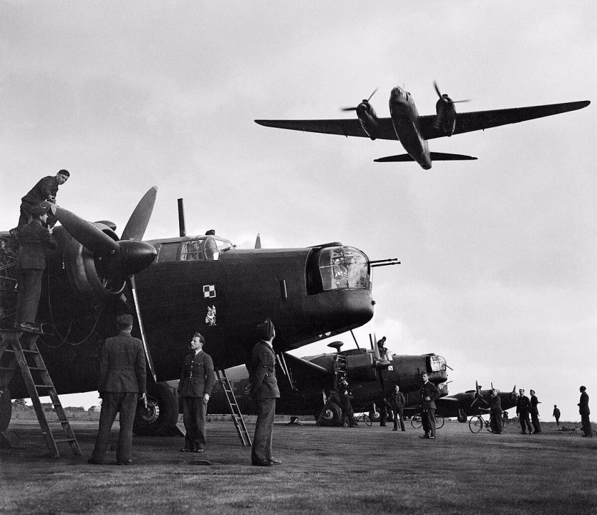 Самолет Vickers Wellington