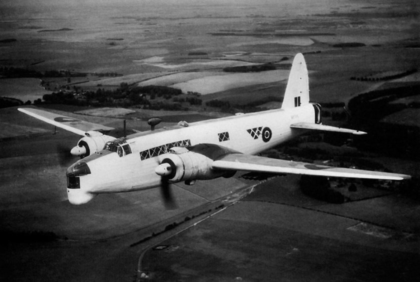 Виккерс Веллингтон бомбардировщик