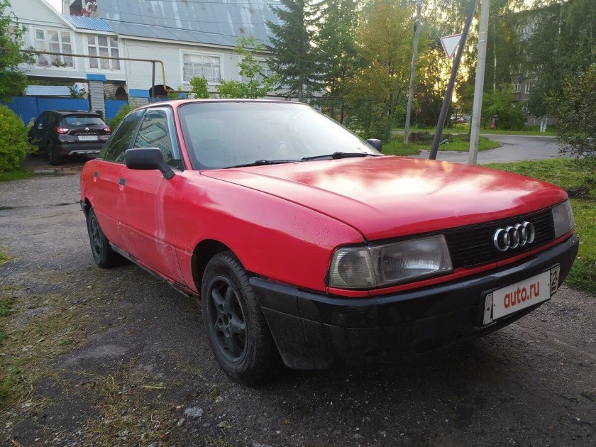 Audi 80 b3 Red