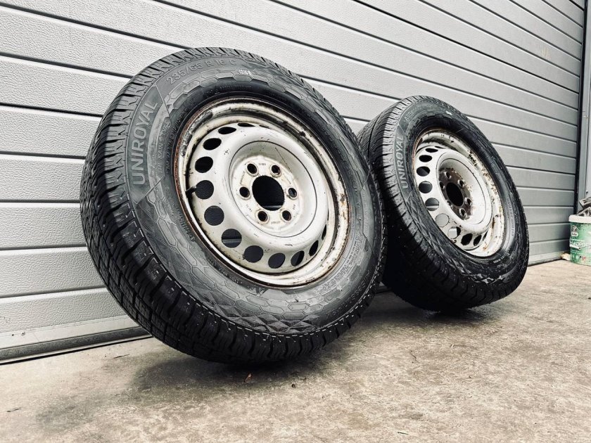 Колесо шина