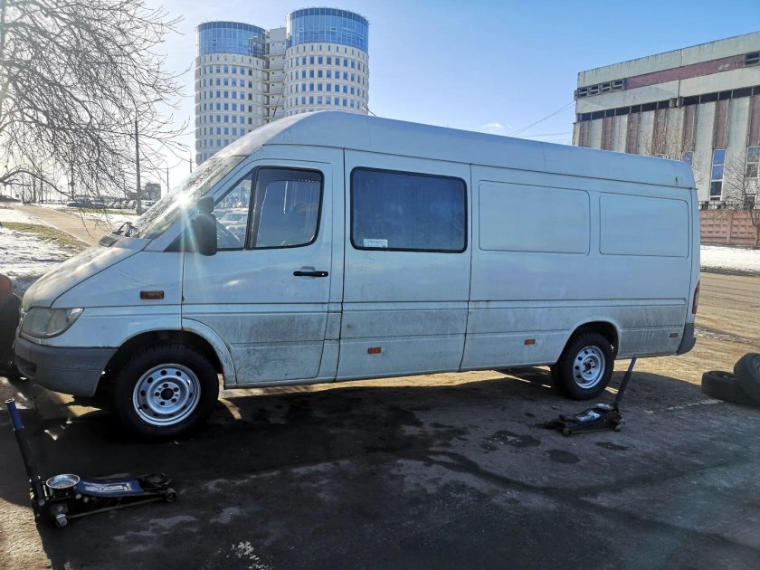 Диски на Спринтер r16