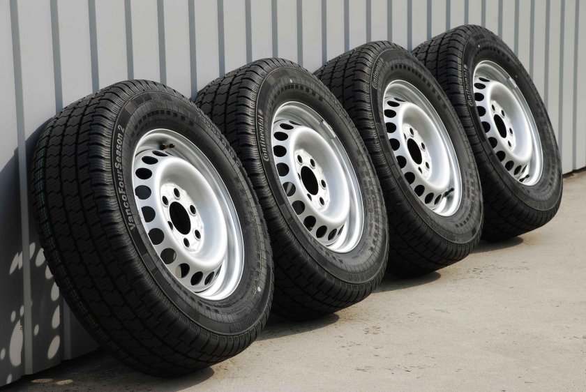 Шины зимние на Мерседес Спринтер r16