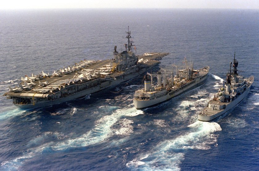 Авианосец USS Midway