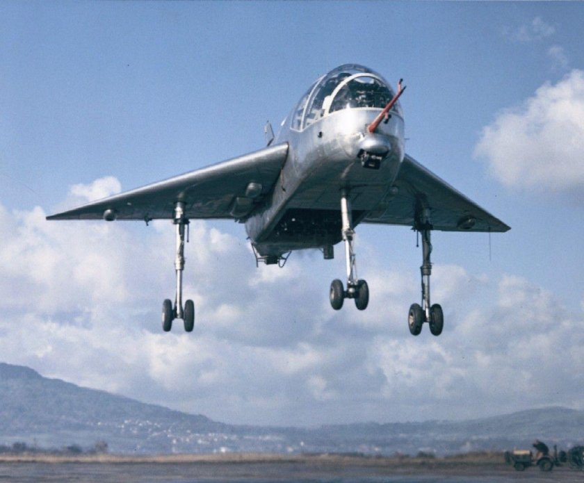 Самолет шорт SC-1