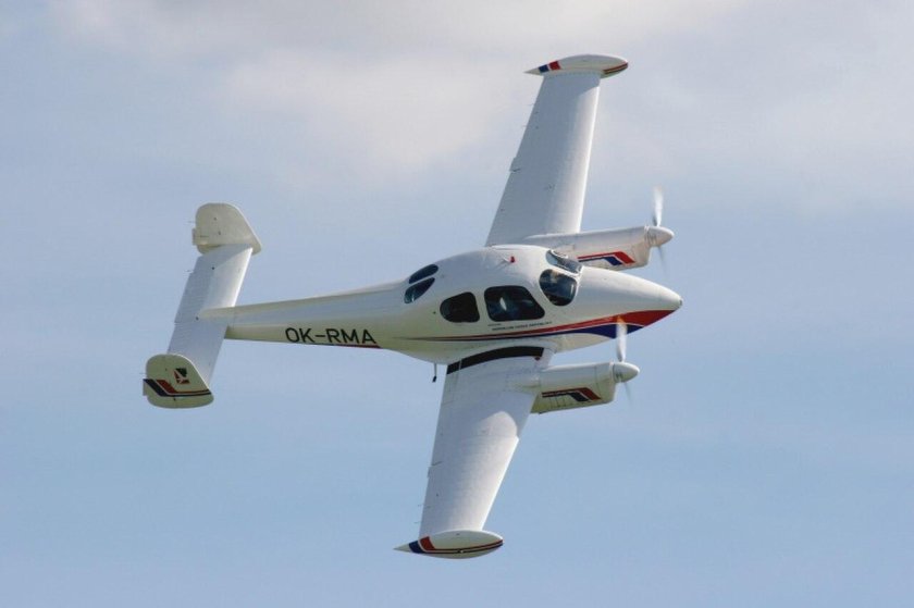 Let 200 Morava самолёт