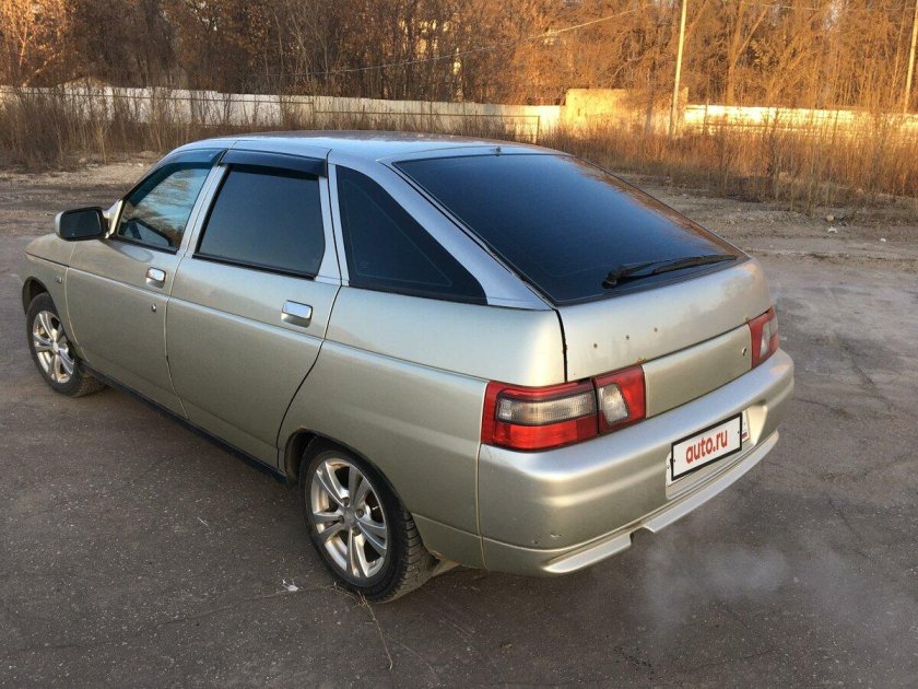 ВАЗ 2112 седан