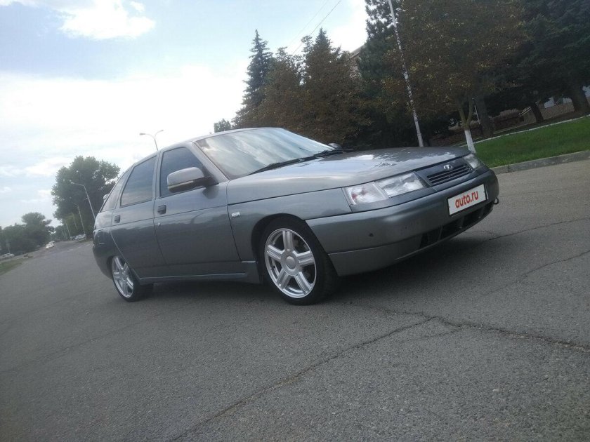 ВАЗ 2112 серый кварц