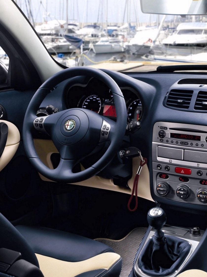 Переходная рамка Альфа Ромео 147