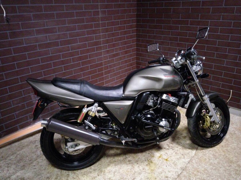 Honda cb400sf