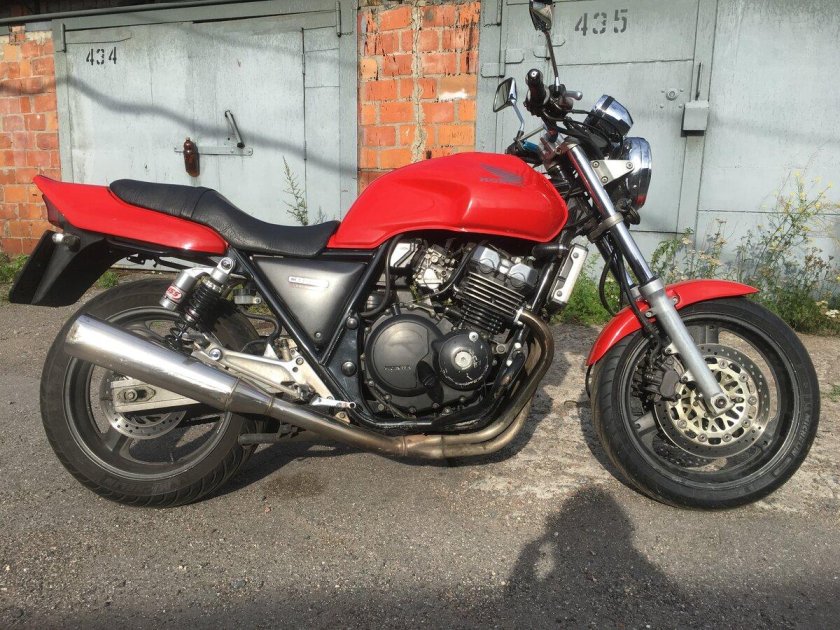 Honda CB 400 super four 1995