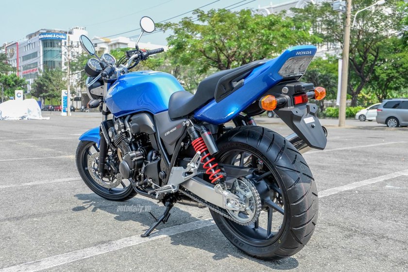 Мотоцикл хонда сб 400