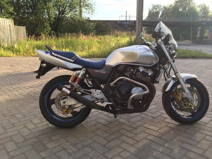 Honda CB 400 super four 2000