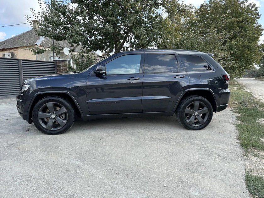 Джип гранд чероки wk 2