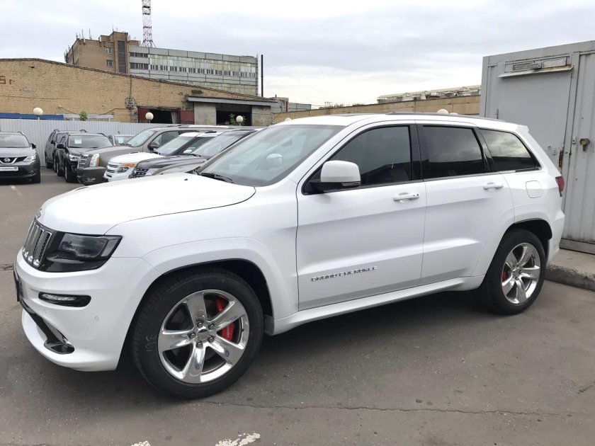 Диски srt на Jeep Grand Cherokee wk2