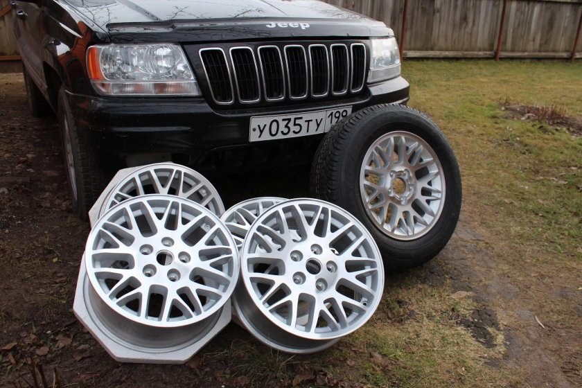 Диски на Jeep Grand Cherokee WJ r17