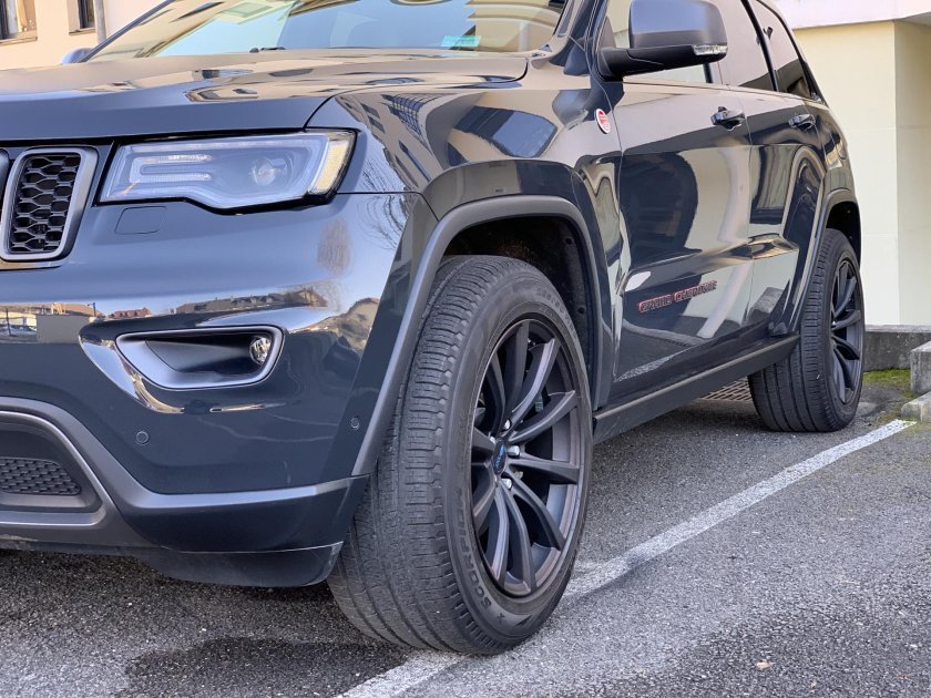 Jeep Grand Cherokee r20