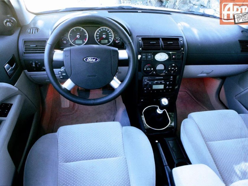 Ford Mondeo 3 салон