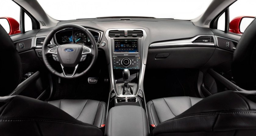 Ford Mondeo 2013 салон