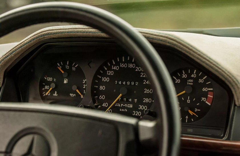 Спидометр Мерседес 124