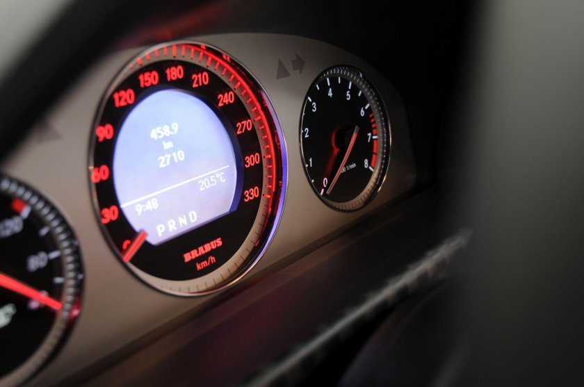 Мерседес GLK v12 Brabus