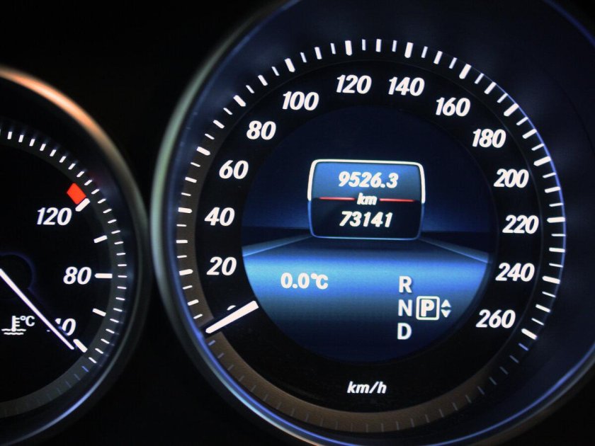 Спидометр Мерседес