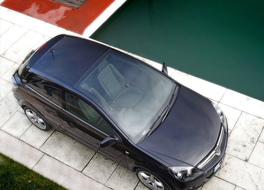 Opel Astra h GTC панорамное стекло