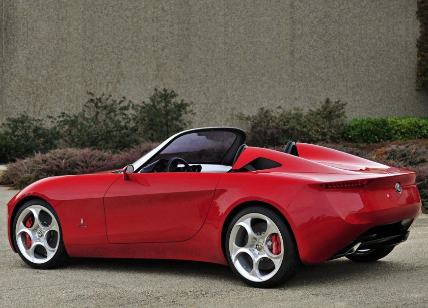 Альфа Ромео Пининфарина