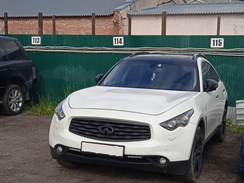 Infiniti FX Vettel Edition