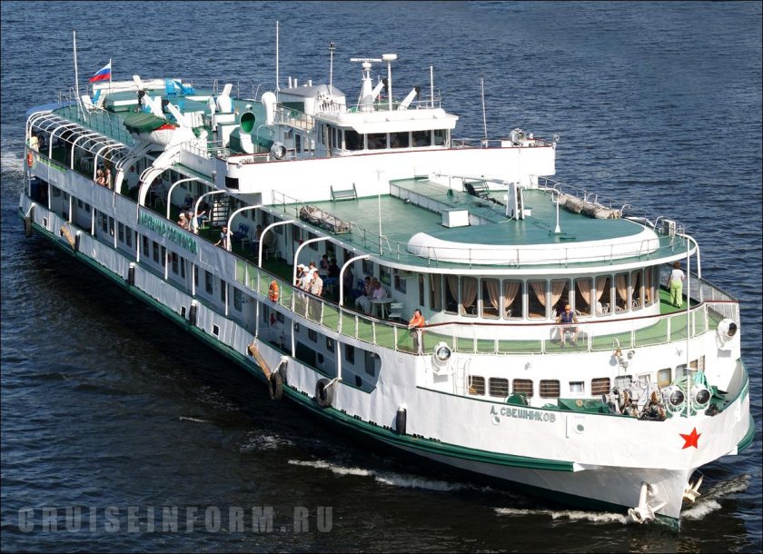 Свешников теплоход