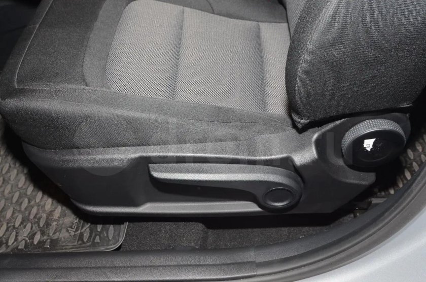 Водительское сиденье