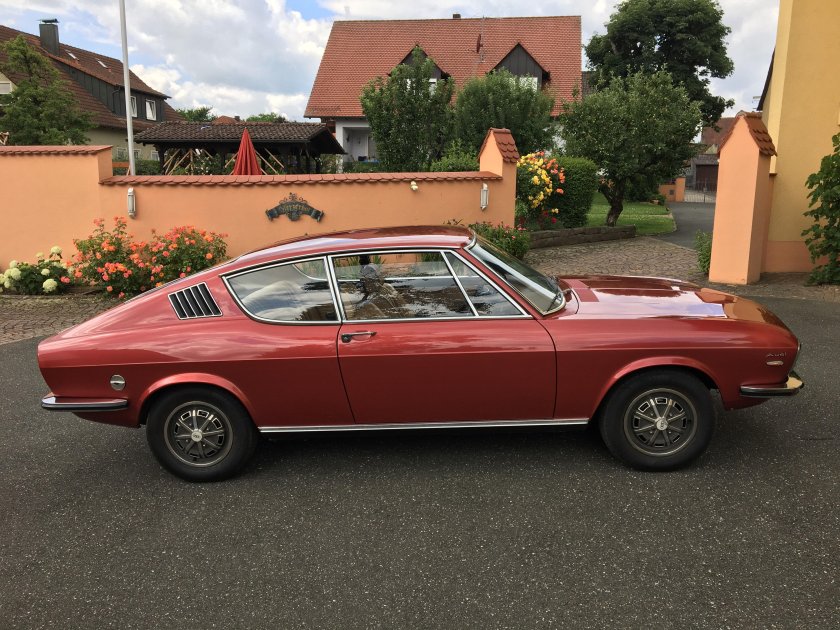 Audi 100 Coupe s