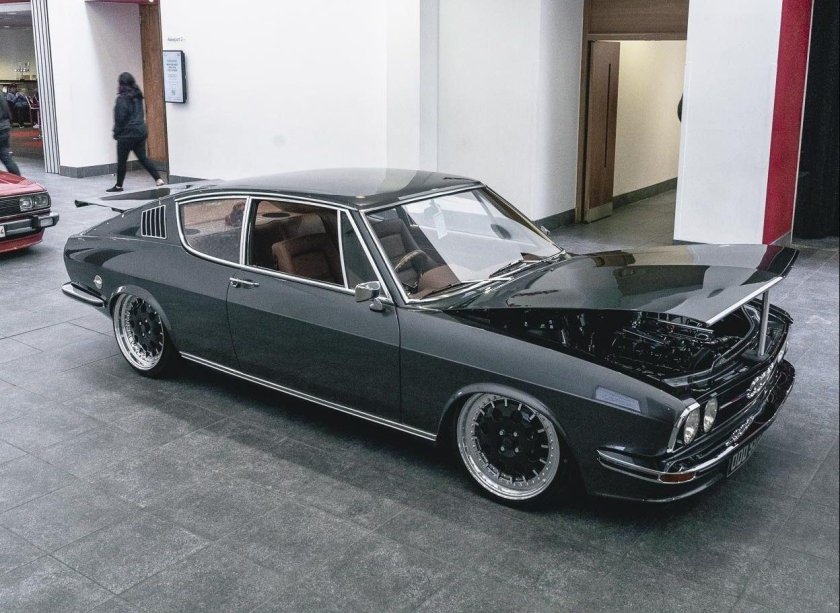 Audi 100 Coupe s
