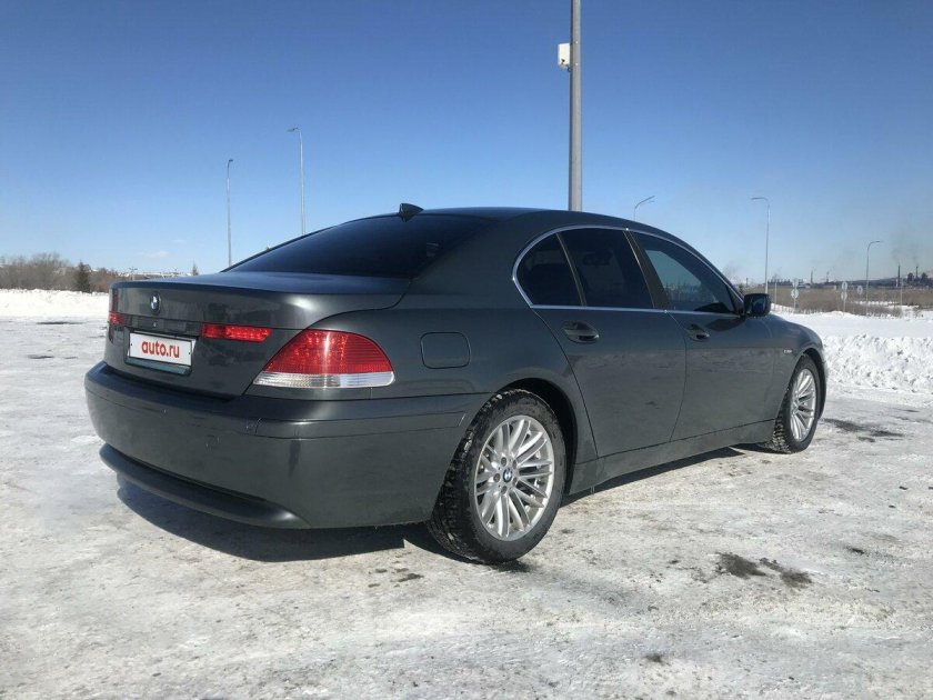 Бмв 7 серии 2002