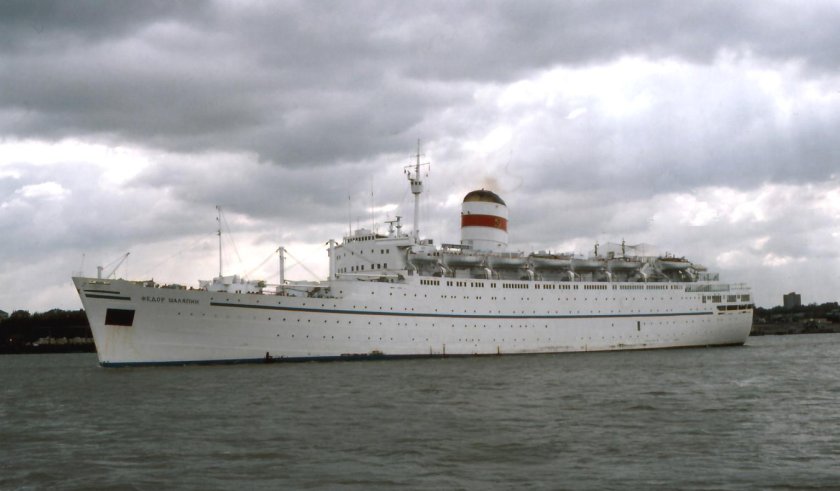 Теплоход Шаляпин