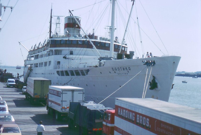 Теплоход Балтика Балтийское Морское пароходство