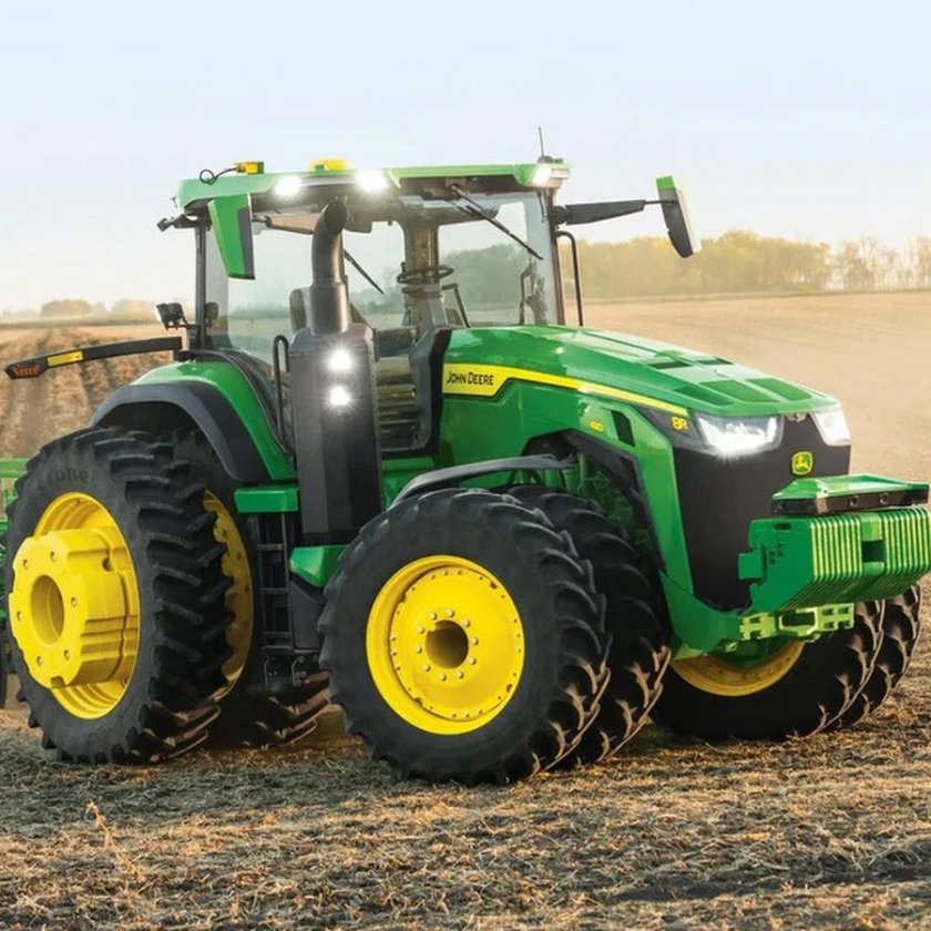 Трактор john deere