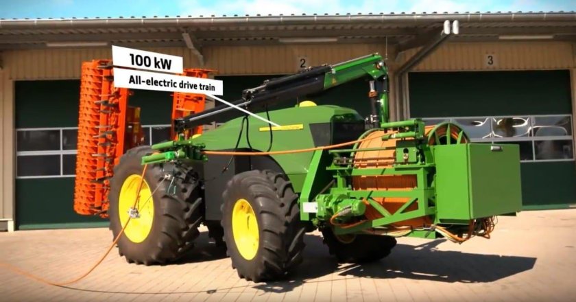 Джон Дир электротрактор