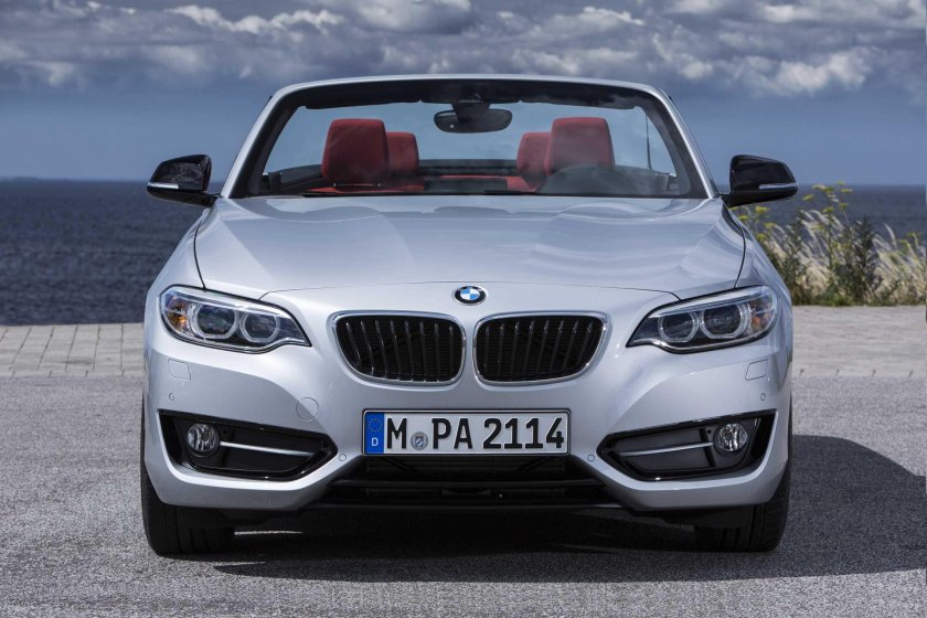 BMW 228i