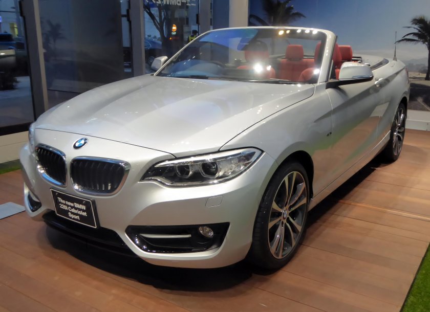 BMW 220i
