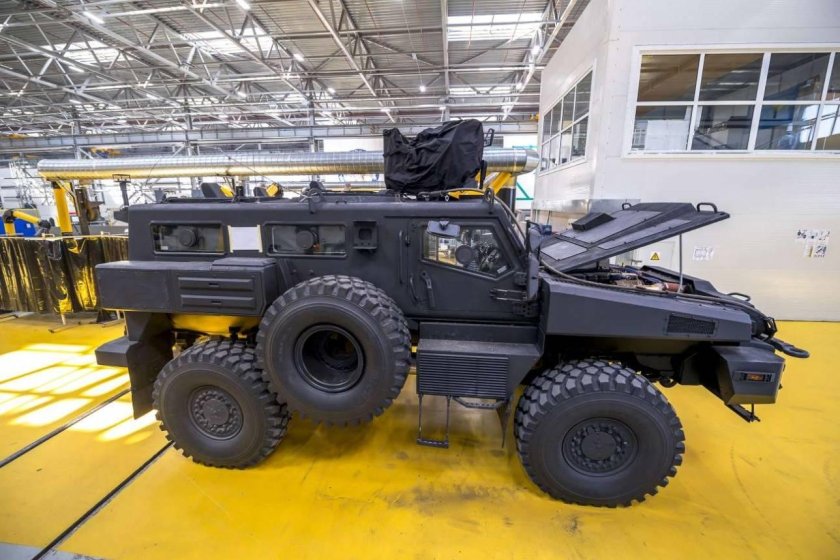 Бронеавтомобиль мародёр/Арлан